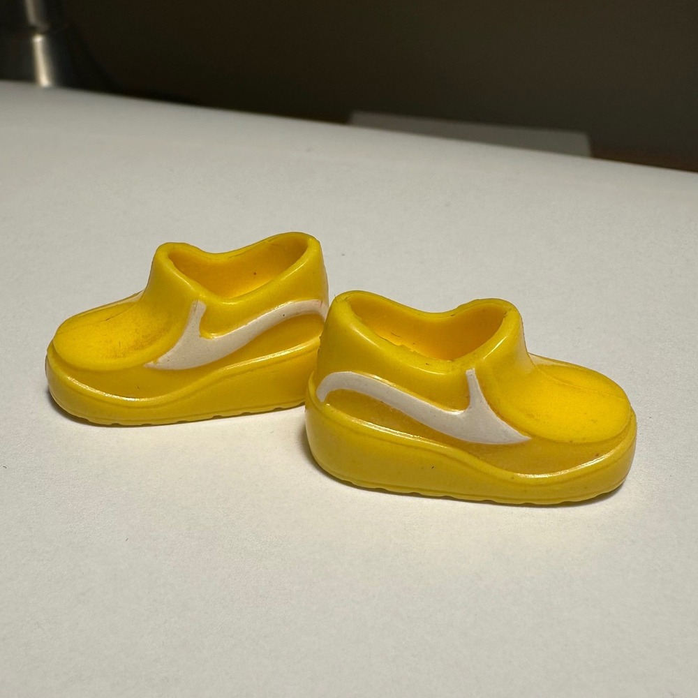 Vintage Fashion Doll Slide On Sneakers Yellow‎ - Picture 4 of 7